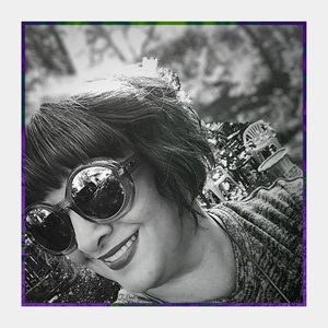 Meet your Posher, Stacie